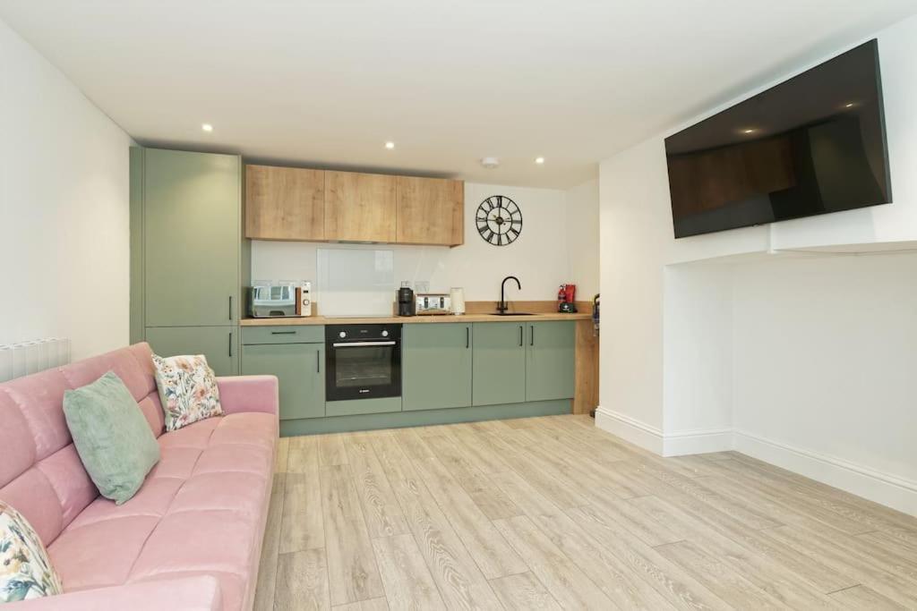 Stylish Beach Front Retreat 2 Bedrooms Herne Bay Eksteriør billede